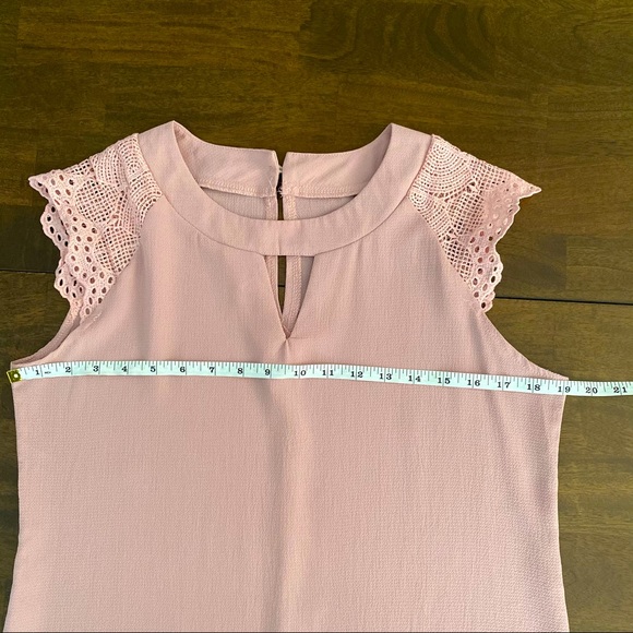 Pink sheer blouse with embroidered sleeves - Picture 7 of 10